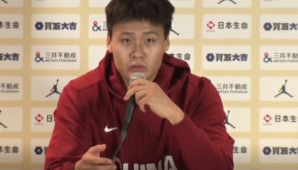 开云体育网页登陆-赵睿：两负韩国后队员间有些小埋怨，这场球靠精神翻回来了